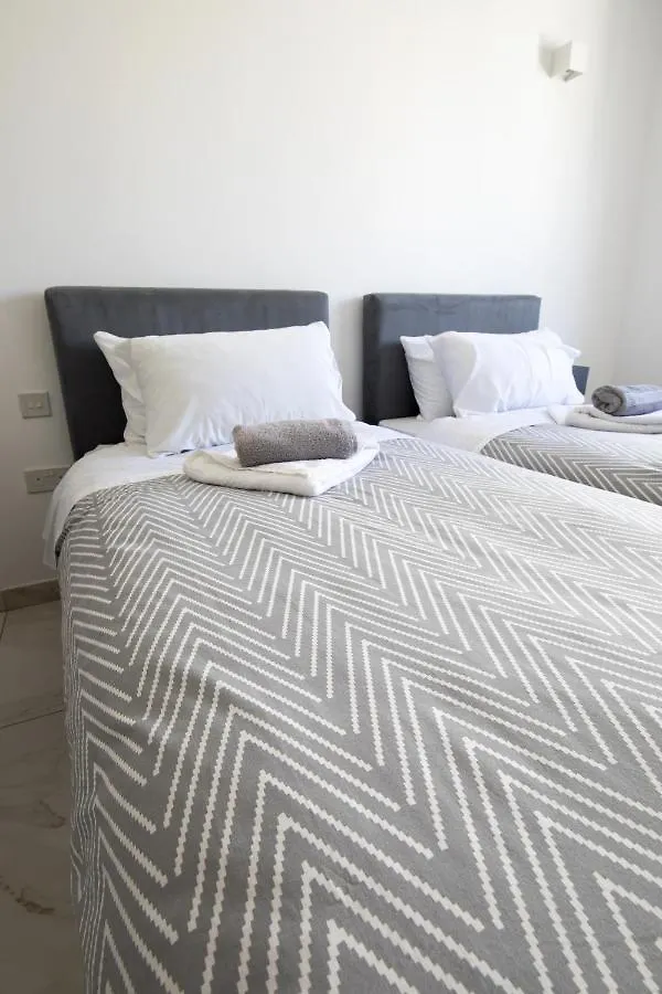 Luxurious 3 Bedroom Apartment With Breathtaking Views - Mmai1-1 Saint Julian's